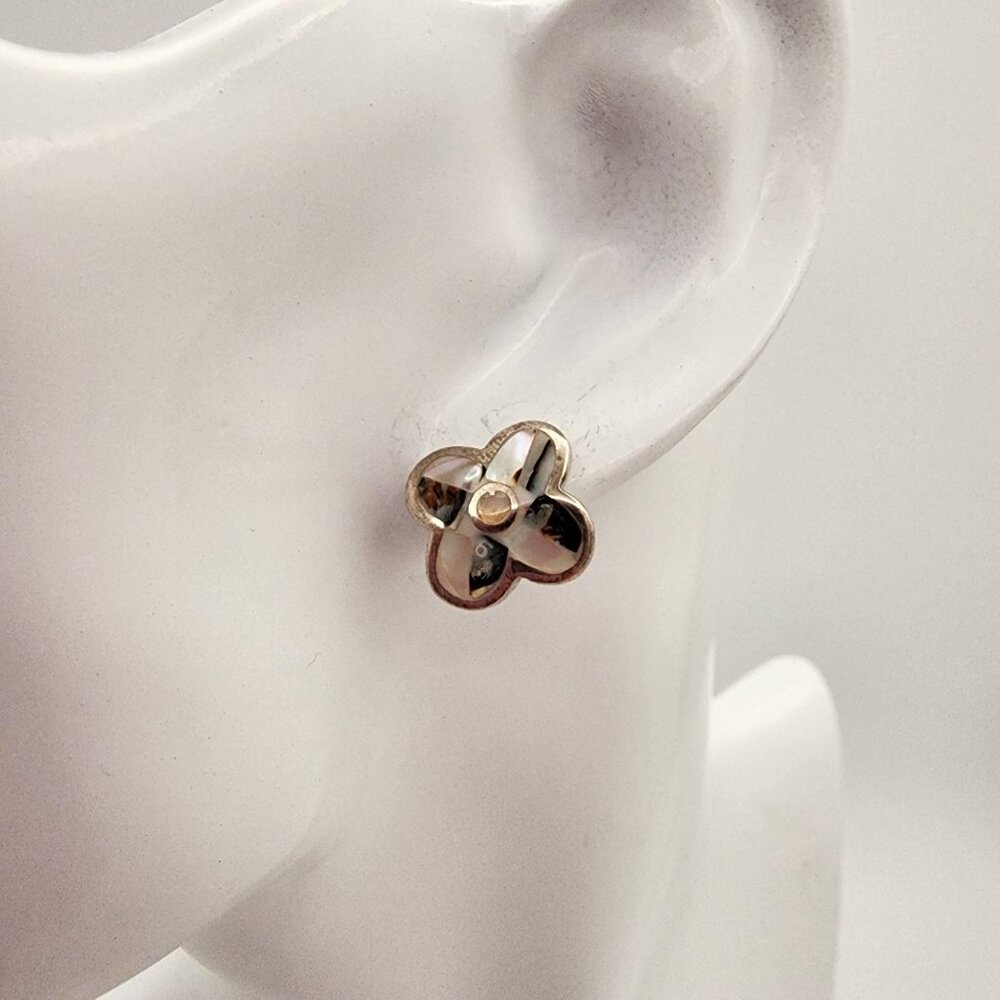 Vintage 925 Sterling Silver Abalone Mother of Pearl Flower Stud Earrings